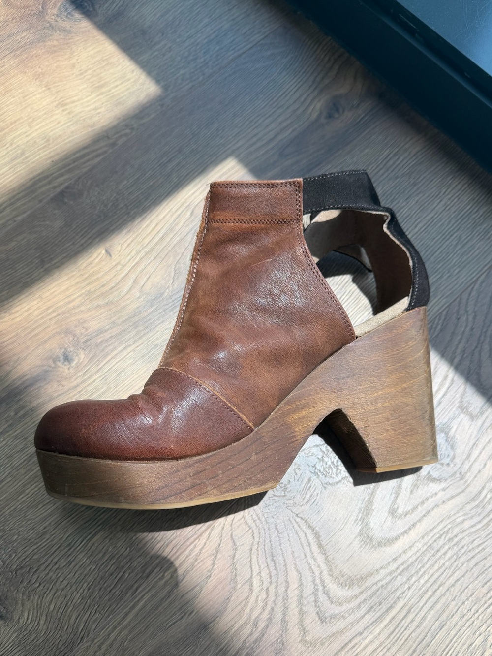 Free People | Brown Leather Wooden Platform Clog Heels β EU 38 / US 7.5-8 - Picture 4 of 9